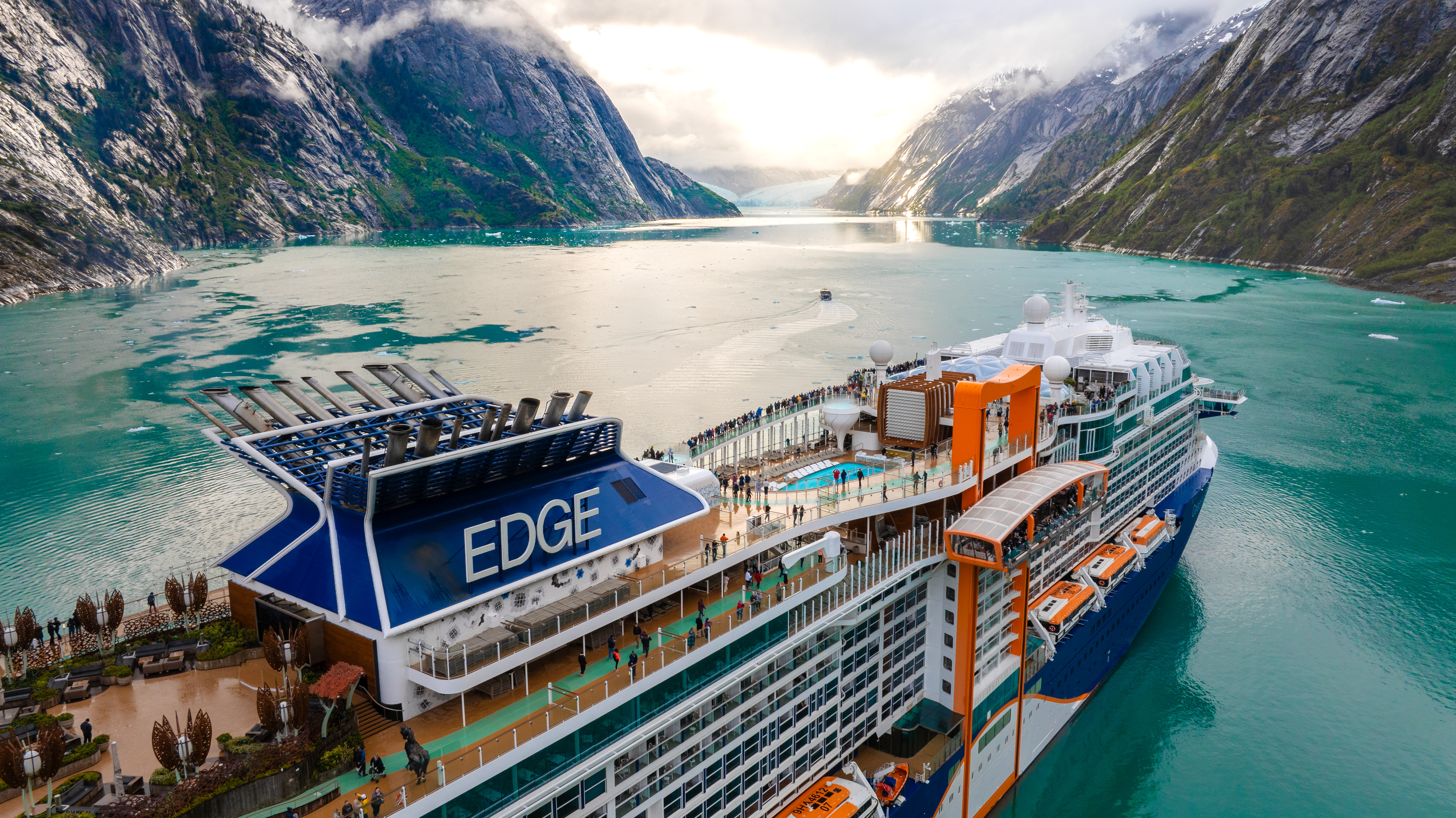 Edge in Endicott Arm