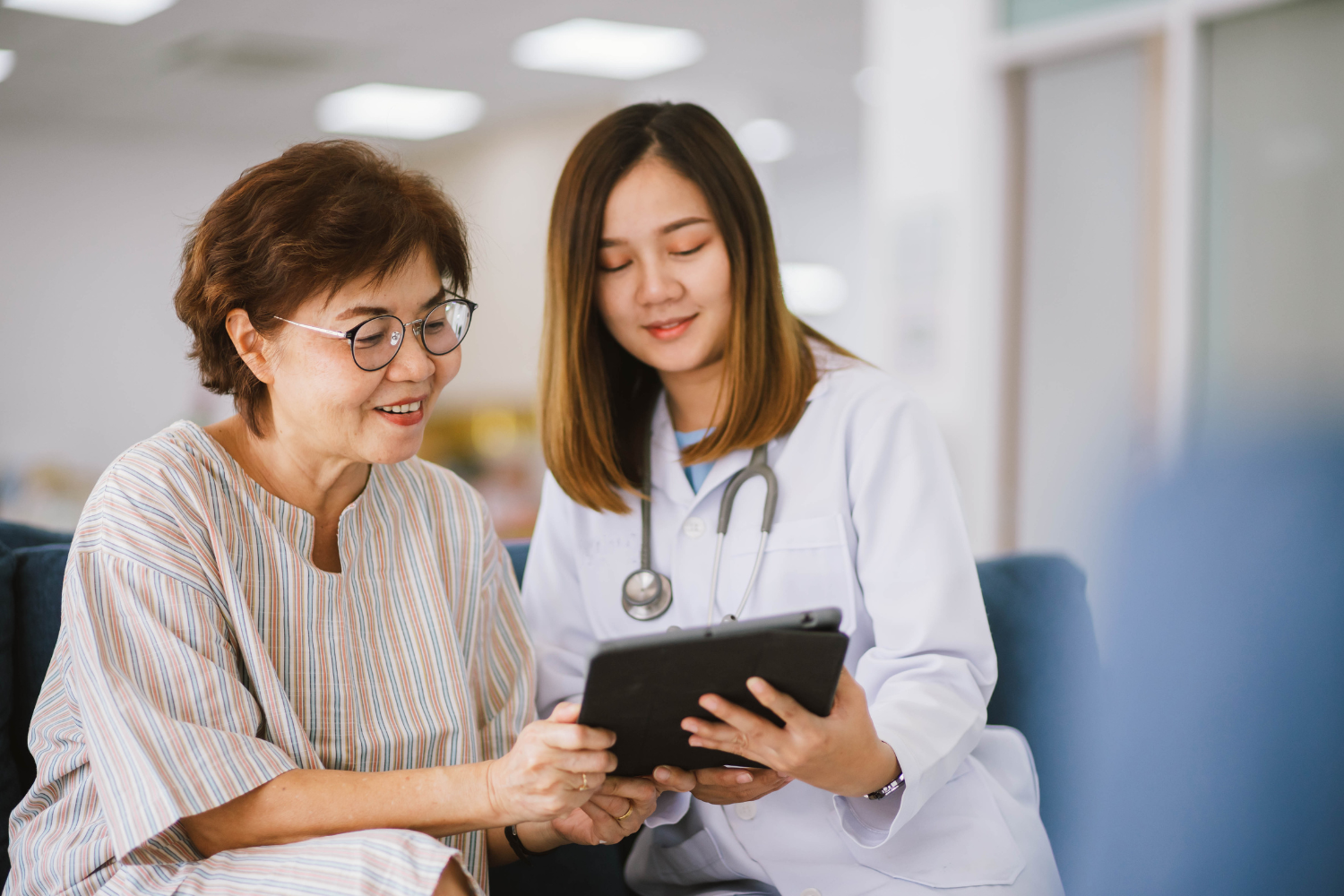 doctor patient 1500 x 1000