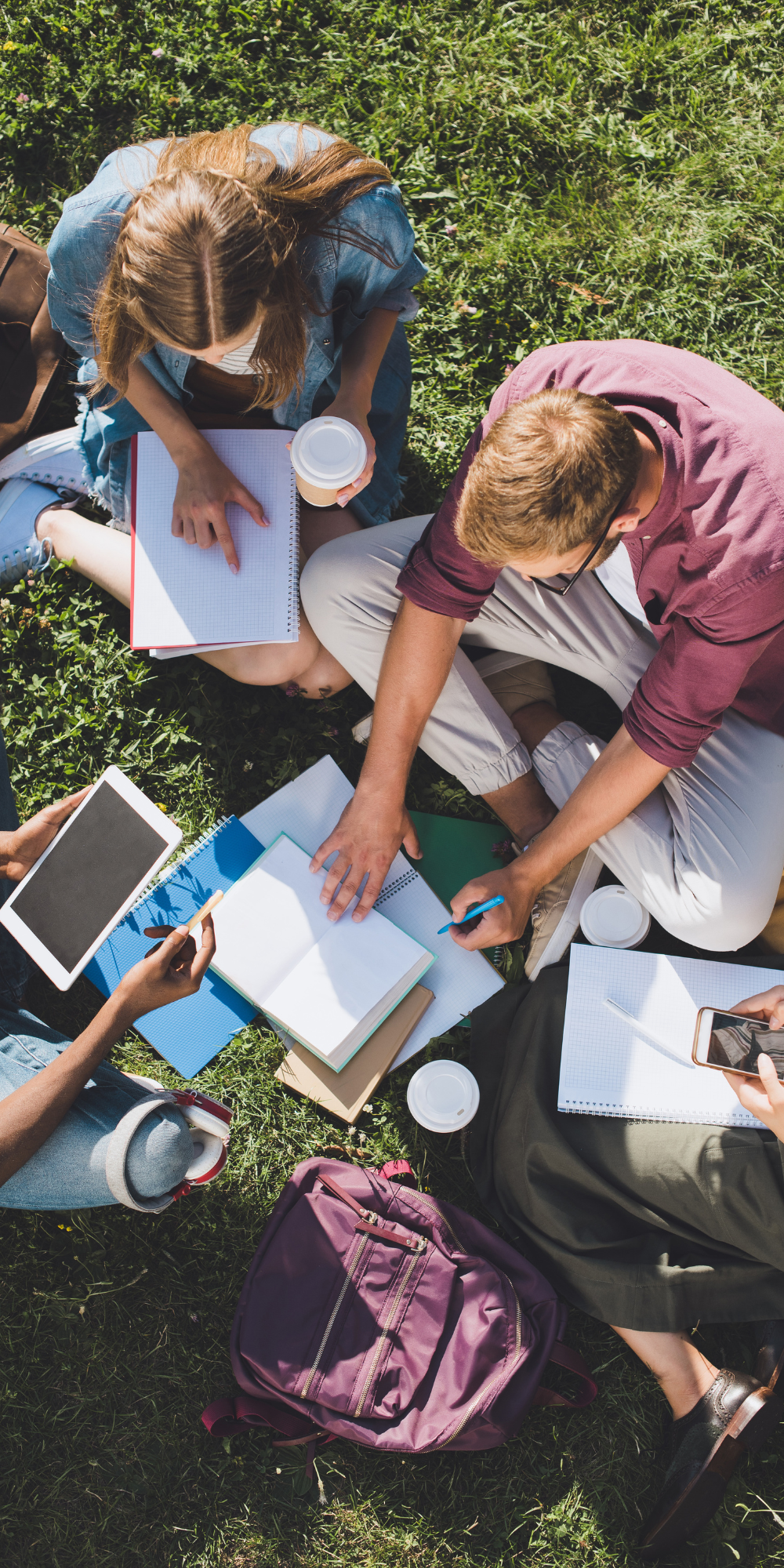 Students studying outside - 1000 x 2000 Students doing homework outside